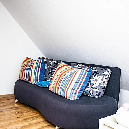 Apartman Saida 2 *